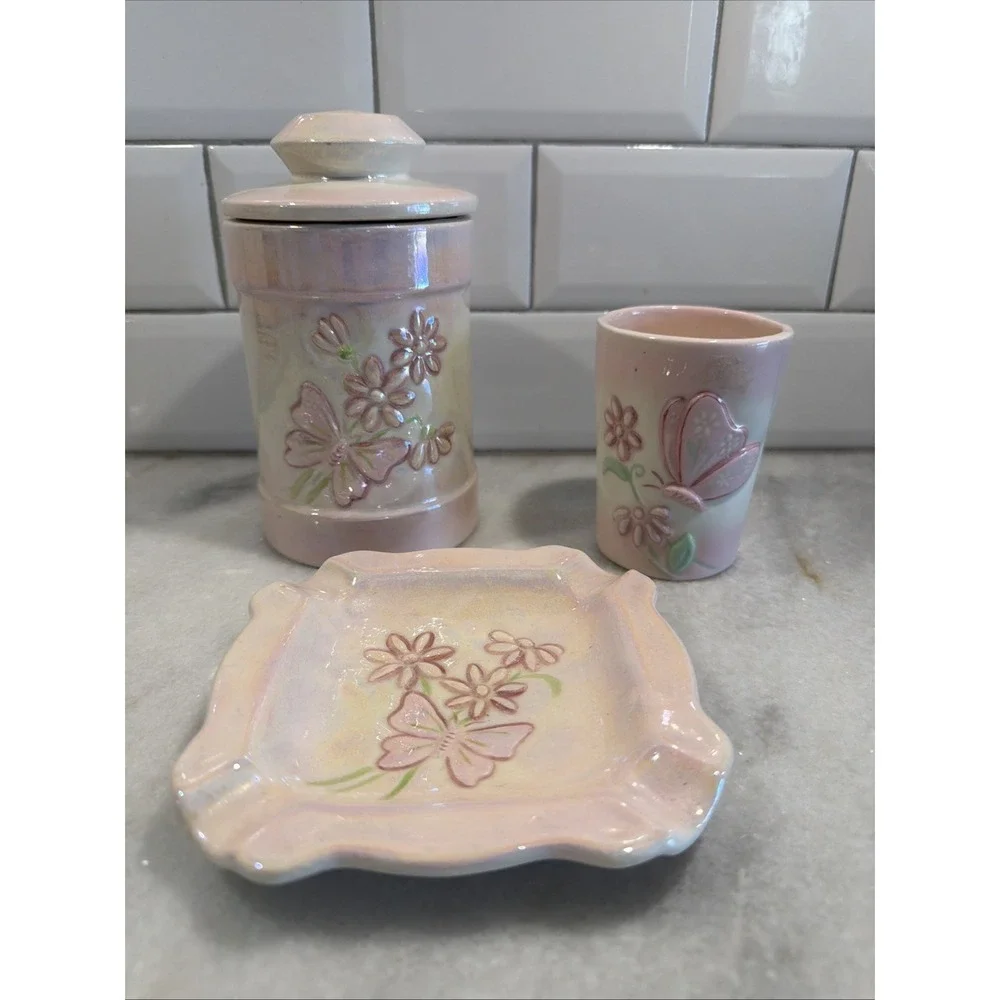 Vintage 3 Piece Ceramic Bathroom Vanity Set Pi K With Butterflies/ FlowersES001
